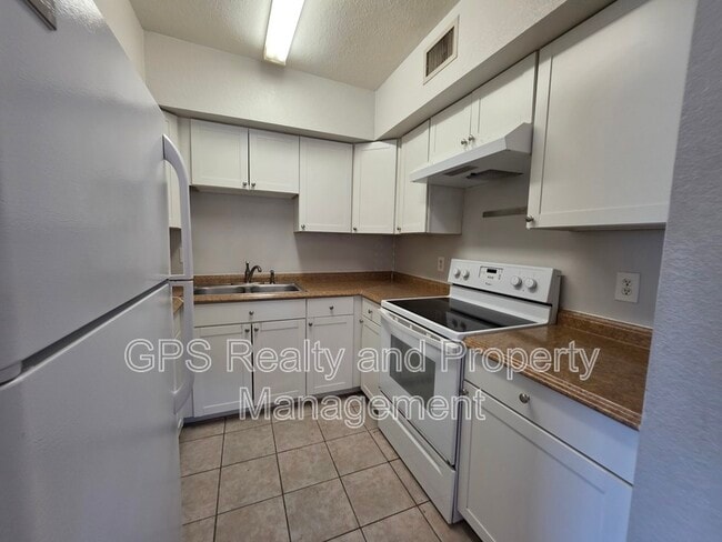 Photo - 2001 E Grant Ave