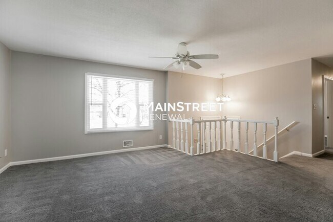 Photo - 3 Bedroom Pet-Friendly Home in Grandview, MO with Main Street Renewal
