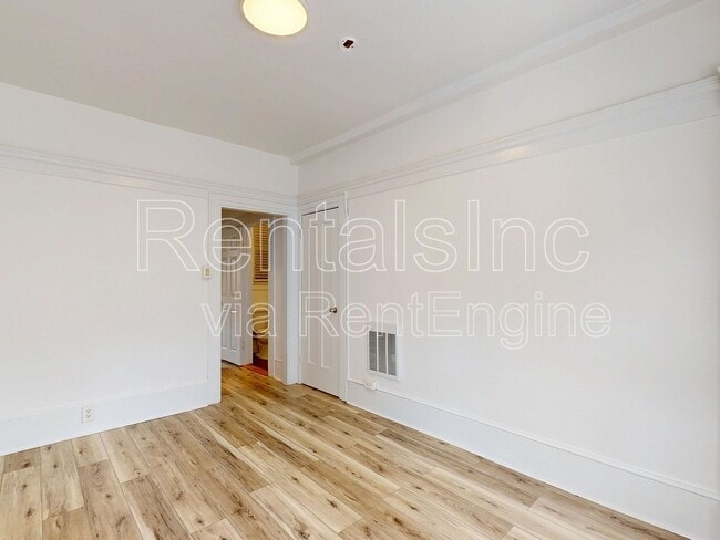 Photo - 1049 Post St Apartment Unit 28