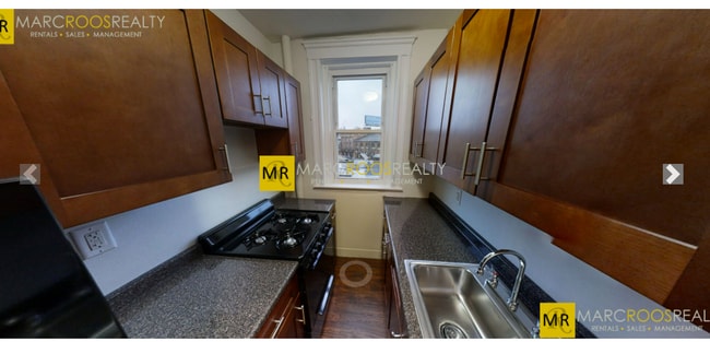 Photo - 1111 Boylston St