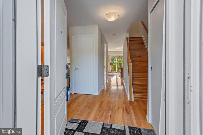 Photo - 7261 Dockside Ln