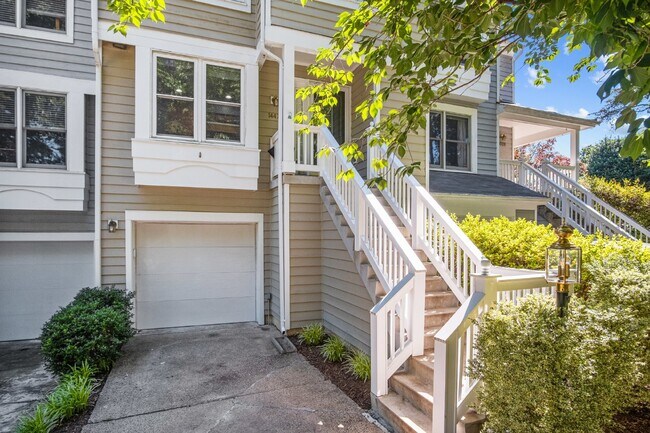 Reston Gem with Modern Touches and Private... - Reston Gem with Modern Touches and Private... Apartamento