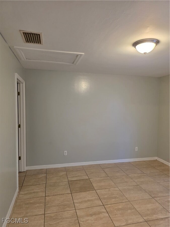 Photo - 715 Jenna Ave S