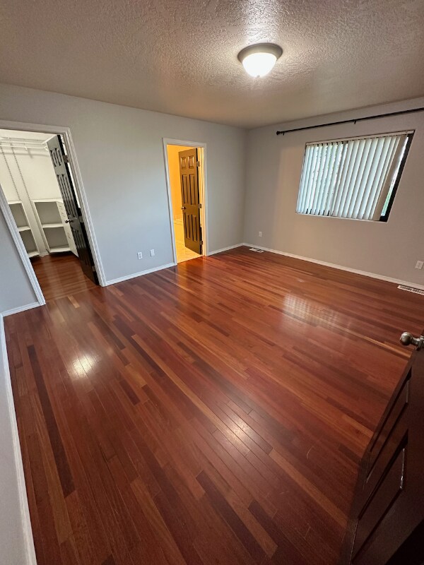 Photo - 1665 Peregrine Dr