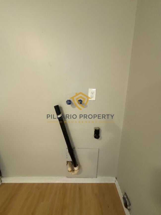 Photo - 1112 Earhart St