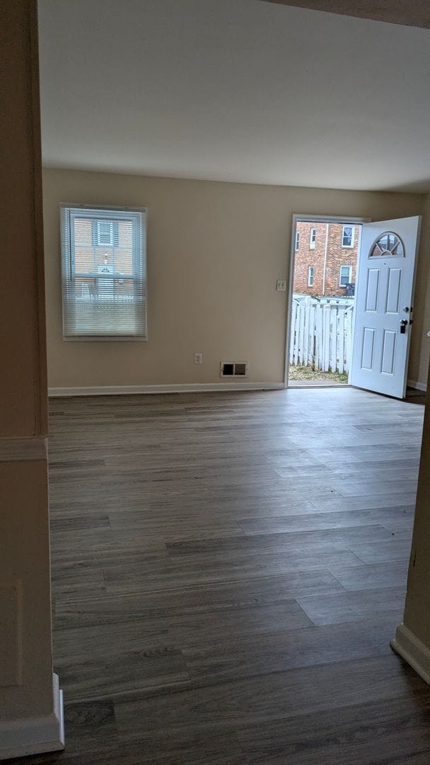 Photo - Charming 3 Bed And 1.5 Bath Townhome In Georgetown South