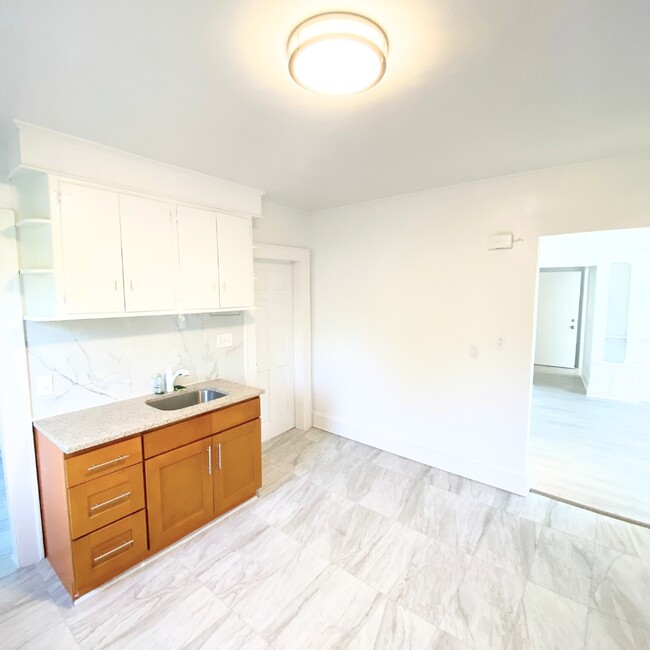 Photo - 251 Flax Hill Rd Apartments Unit 2