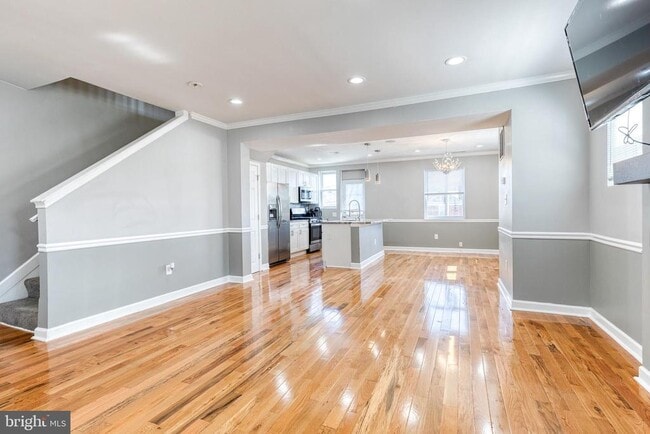 Photo - 3501 Woodstock Ave