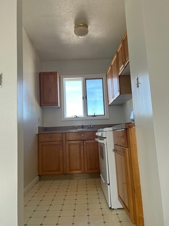 Photo - 171 Tinkham St Unidad 3