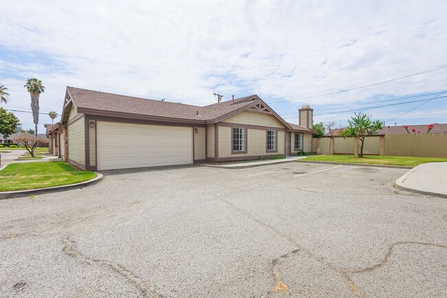 Photo - Spacious Single-Story 3-Bedroom Condo with Private Patio and 2-Car Garage Unit 4