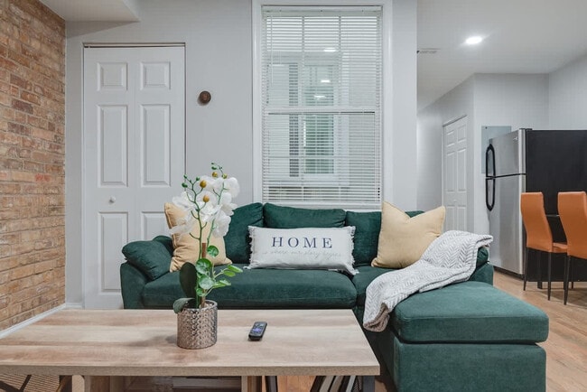 Photo - 1255 Raum St NE Unidad ID1388283P