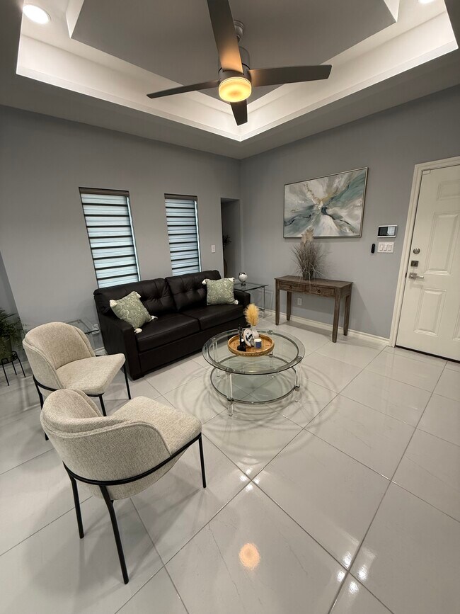 Photo - 2417 Indian Creek Ave