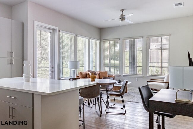 Photo - 4902 Cosmos Cir Unidad 120