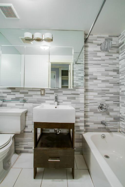 Photo - 444 W 52nd St Unit 1W