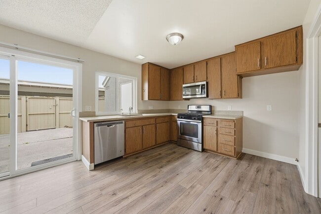 Photo - Spacious Two Story Townhome in Woodbridge