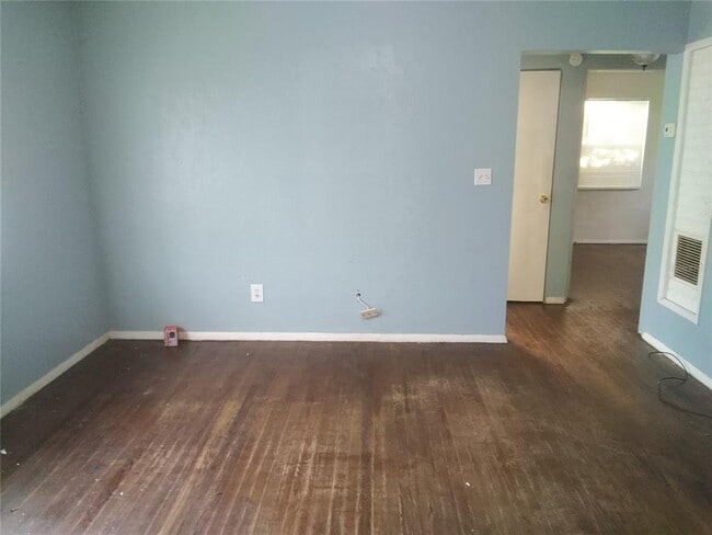 Photo - 3934 40th Ave N