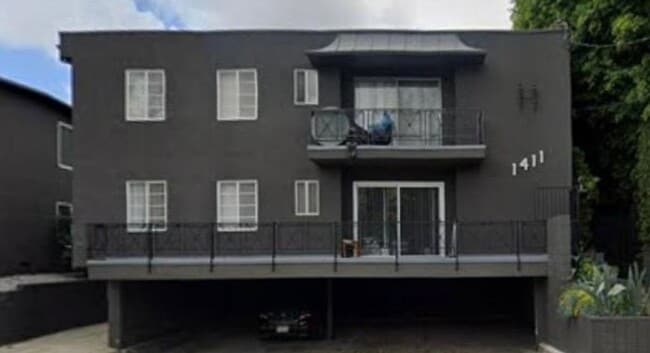 Building Photo - 1411 N Sierra Bonita Ave Rental