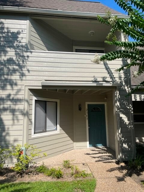 Building Photo - 2343 Briarwest Blvd Unit 2343 Rental