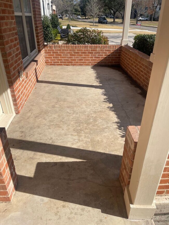 Photo - 5311 Emerson Ave