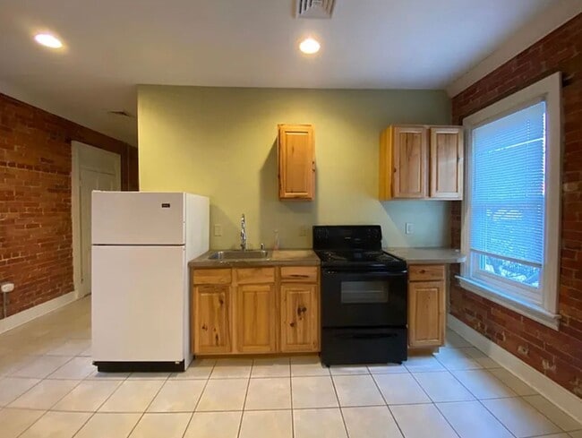 Photo - 175 E Louther St Unidad 175 E Louther St Apt 1