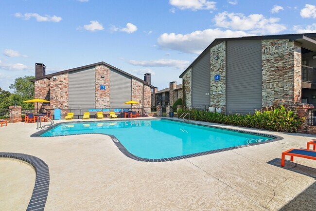 Pool and Lounge Area