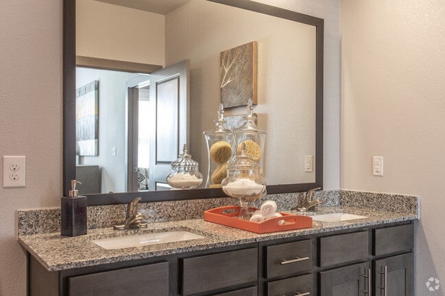 2 Br, Master Bathroom