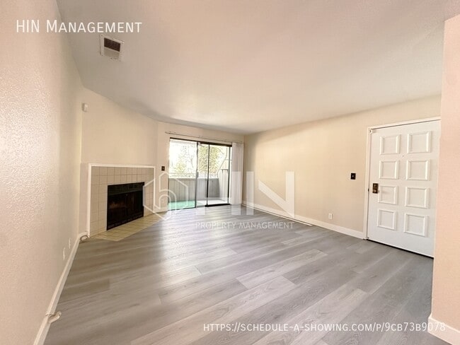 Photo - 1659 Braddock Ct