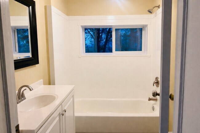 Photo - 13275 N 4400 W