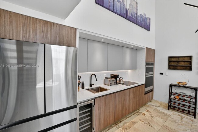 Photo - 7744 Collins Ave Unidad 15