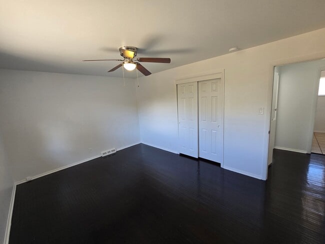 Photo - Nice size 4 Bedroom  2 Bath with 2 living ...