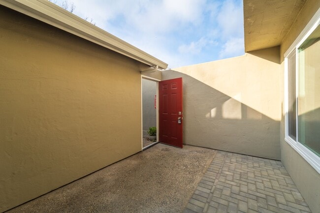 Photo - Charming 3-Bedroom Condo in Creekside Village – Prime Location!