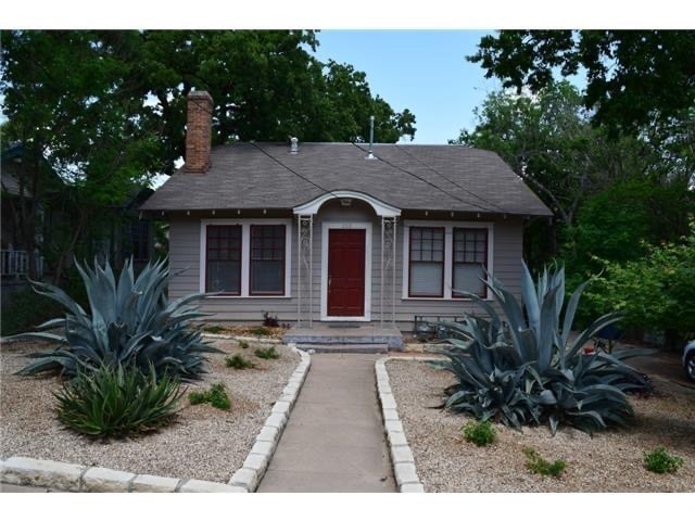 Photo - 202 E 33rd St Unit B