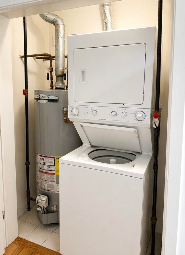Photo - 7008 Madison St Unit 402