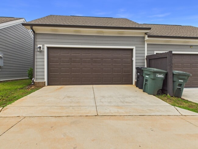 Photo - 10163 Meeting House Dr NW