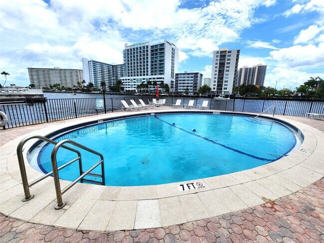 Photo - 2895 NE 32nd St Condo Unit 203