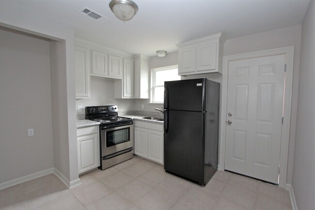 29194 - 29194 Apartment Unit A