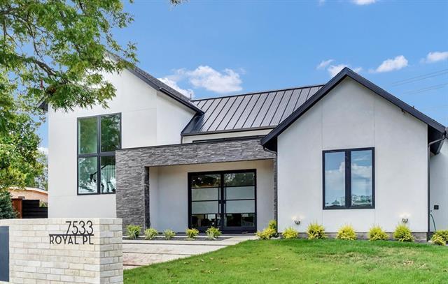 Building Photo - 7533 Royal Pl