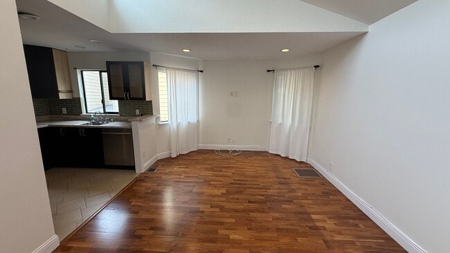 Photo - EPIC REA: Charming 2Bed/1Bath Condo w/ Parking
