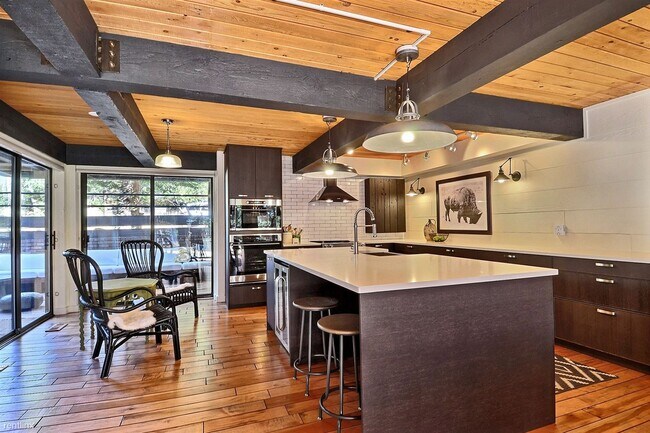 Photo - 3 br, 3 bath Triplex - 24206 Currant Drive