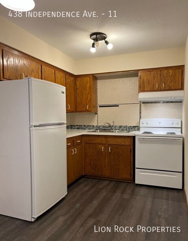 Charming Two Bedroom in the heart of Champ... - Charming Two Bedroom in the heart of Champ... Apartment Unit 11