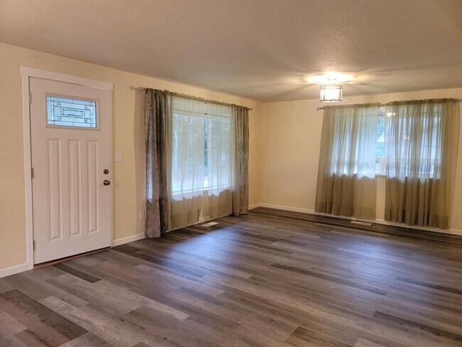 Photo - 2 Bedroom Rambler in Suquamish!