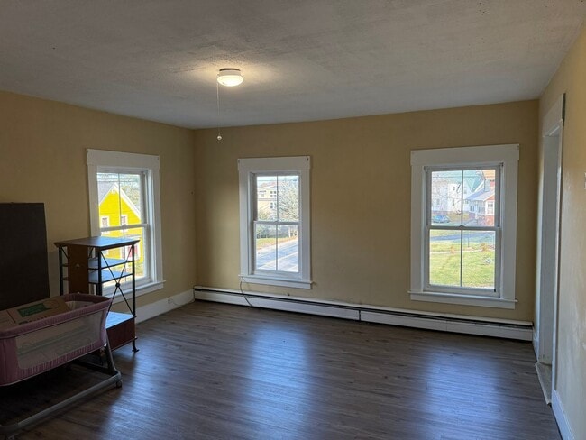 Photo - 278 Pleasant St Unit 2