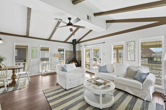 Photo - 16603 Jamaica Cove Rd