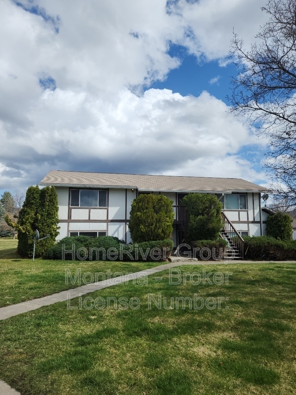 Building Photo - 2131 S 4th St W