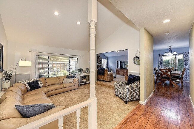 Photo - 2331 Robles Dr