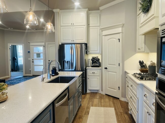 Photo - 11824 Loren Brook Ln