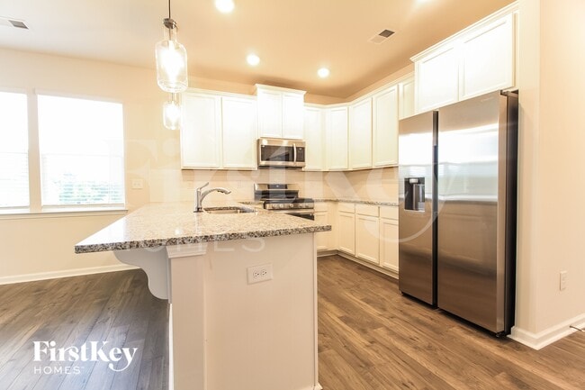 Photo - 1204 Mission Hill Ln