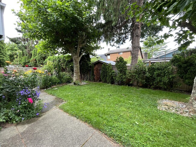 Photo - 9839 Waller Ct