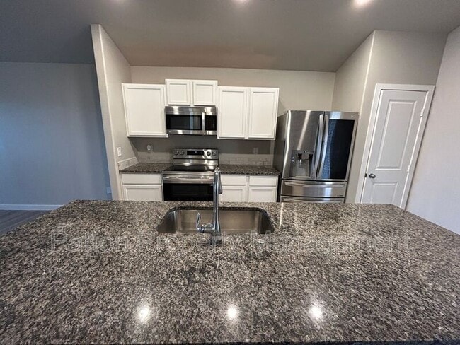 Photo - 6904 Athens St