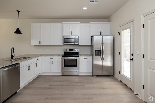 2BR, 1.5BA - 1,170SF - Kitchen